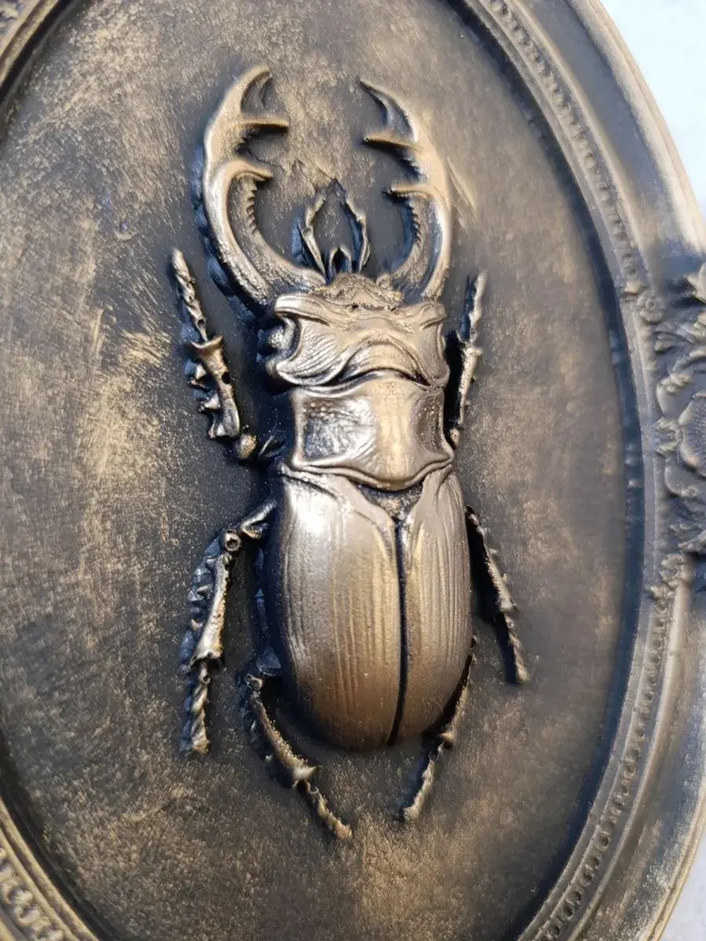 Барельеф на стену из гипса Жук олень