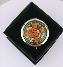 Ручное зеркало "Цветы"  (худ. Белова)