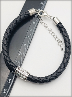 Браслет эко кожа "Руна Феху" чёрный.
