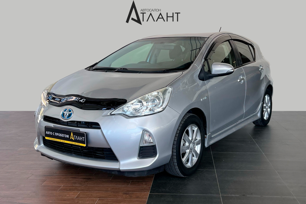 Toyota Aqua, 2013 год