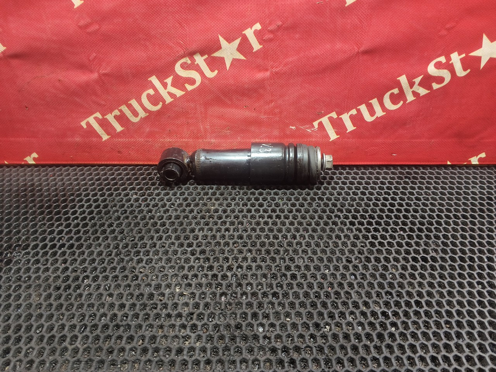 Амортизатор кабины 2017г