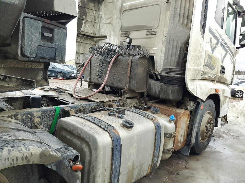 FAW J7 6x4 Седельный тягач CA4250P77K25T1E5 (Дизельный, 12.5 л, 553 л.с. АТ)