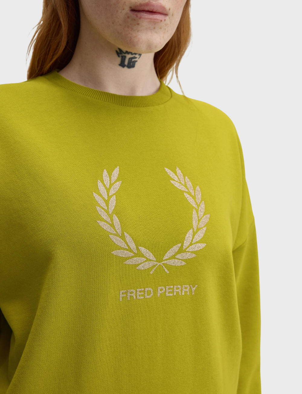 Свитшот FRED PERRY Glitter Print Sweatshirt