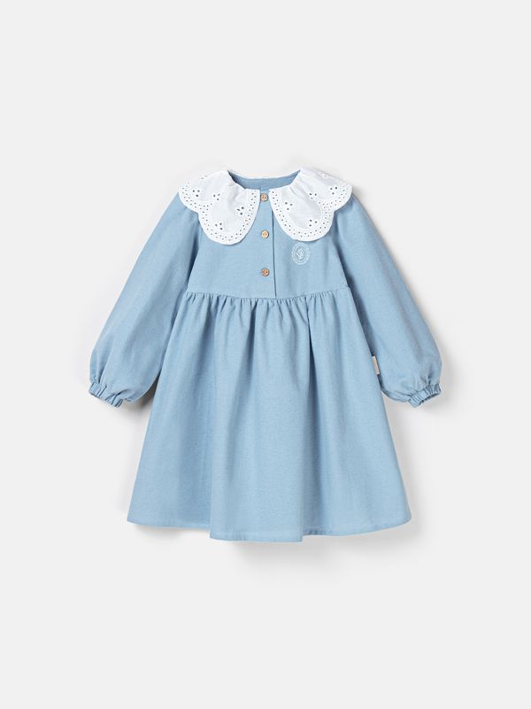 Платье с ажурным воротником 