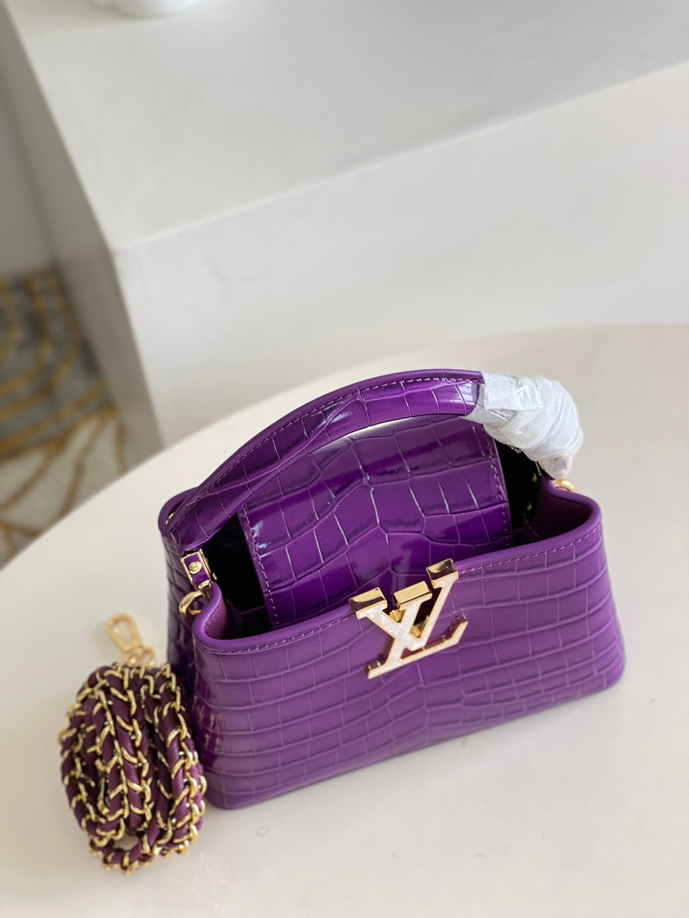 Louis Vuitton Capucines Mini