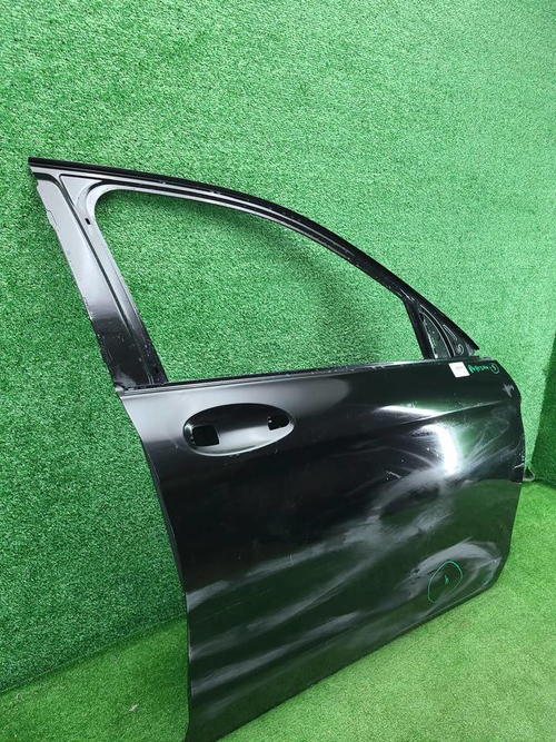 Дверь передняя правая Mercedes GLC X253 (15-22)