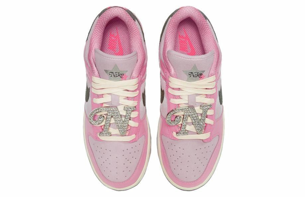 Кроссовки Nike Dunk Low Lx "Hot Punch And Pink Foam" Barbie (Женская размерная сетка)