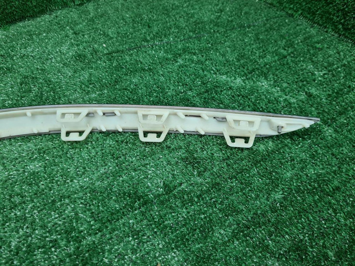 Накладка заднего бампера Bentley Bentayga (20-нв)