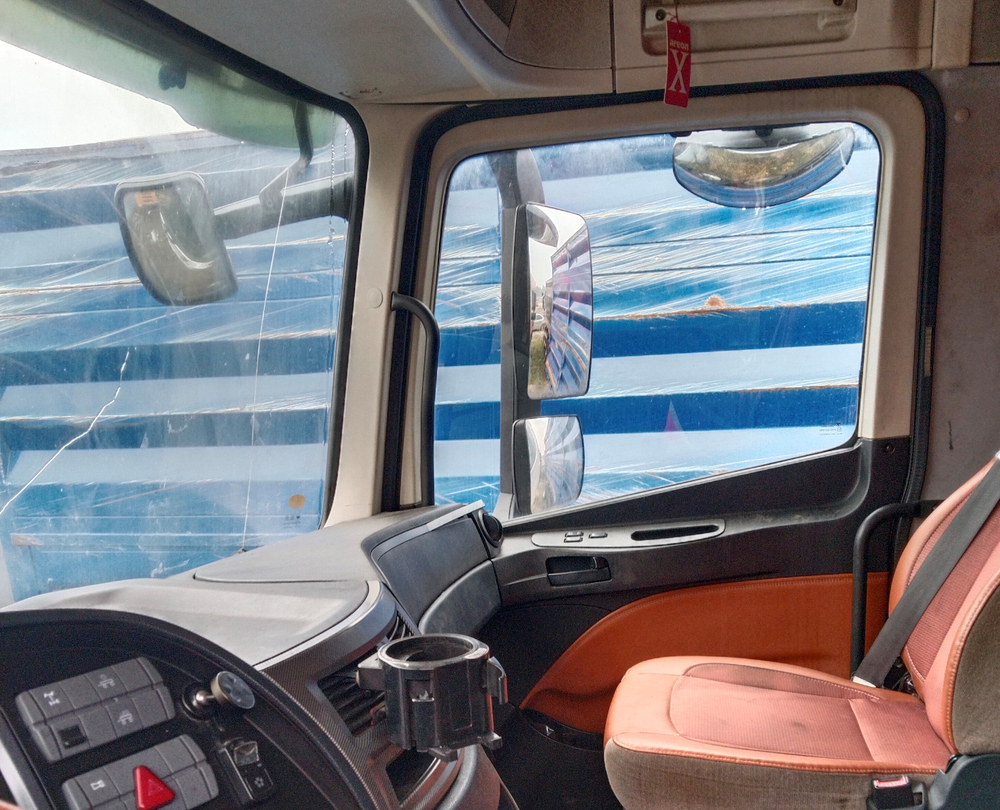 Foton AUMAN 4x2 Седельный тягач BJ4189SLFKA (Дизельный, 11,8 л, 470 л.с. АТ)
