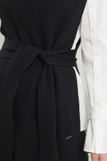 1732 Жилет женский (черный)