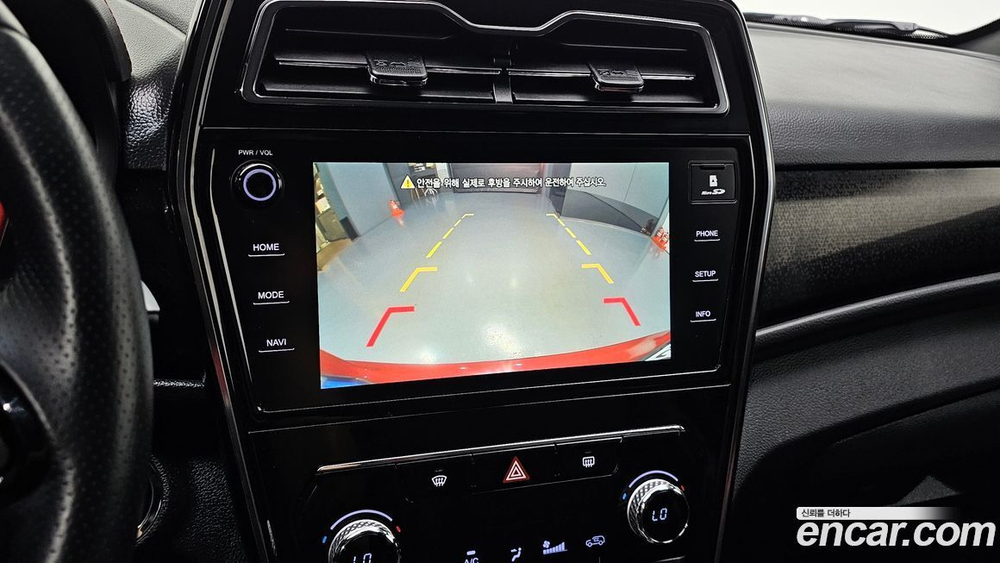 KG Mobility (Ssangyong) Very New Tivoli Бензин 1.5 2WD (04.2020)