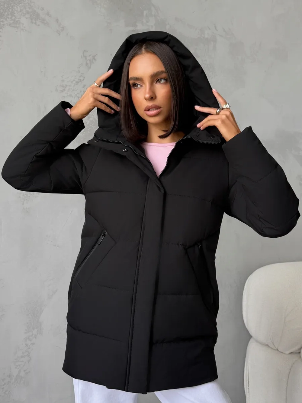 Куртка демисезонная с капюшоном