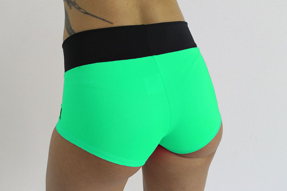 Maxi Fit Shorts, Spring Green