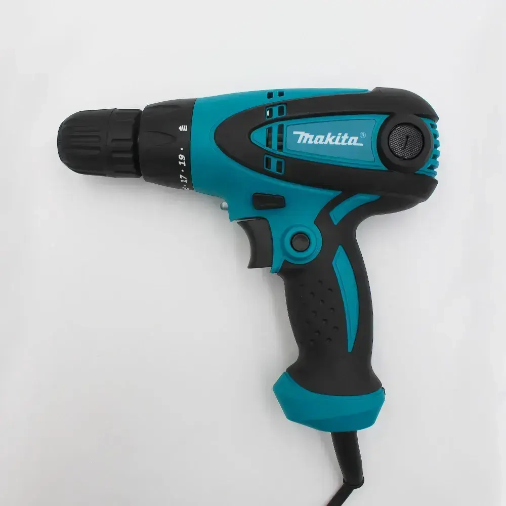 Шуруповерт сетевой Makita 6448