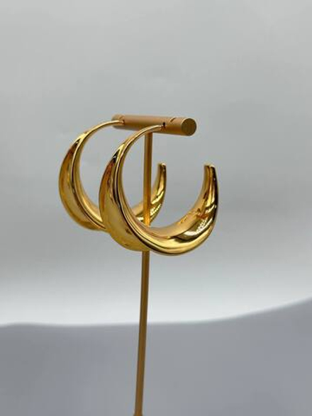 Серьги Yves Saint Laurent