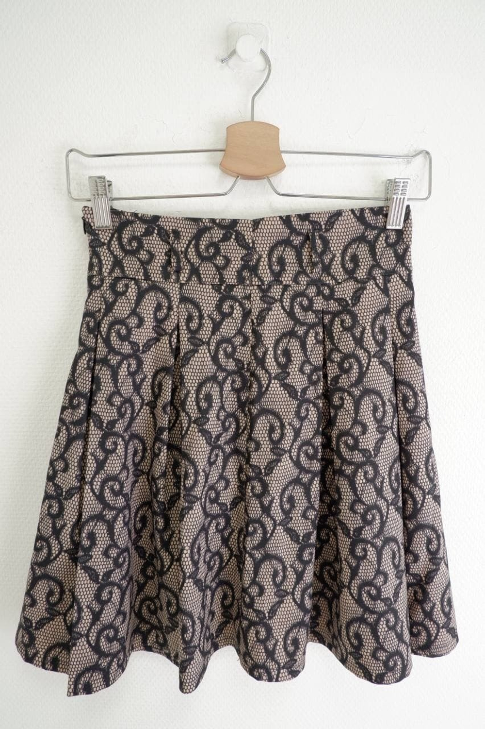 Юбка в складку с принтом 44 размер