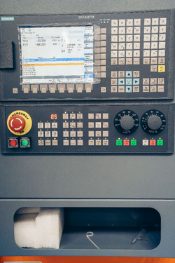 Токарный станок с ЧПУ B-Power CAK6150/2000 7.5 WP1