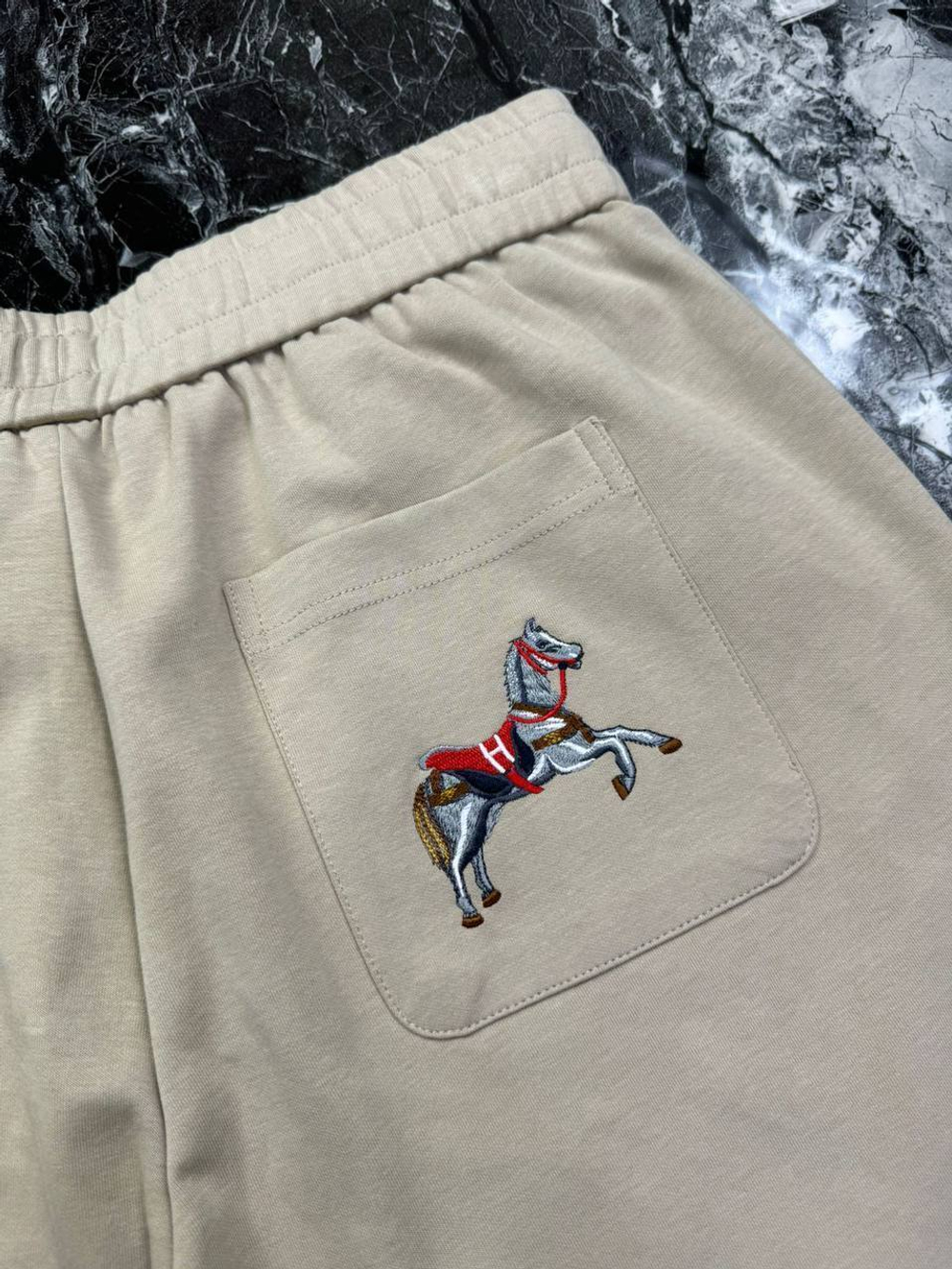 Шорты Hermes