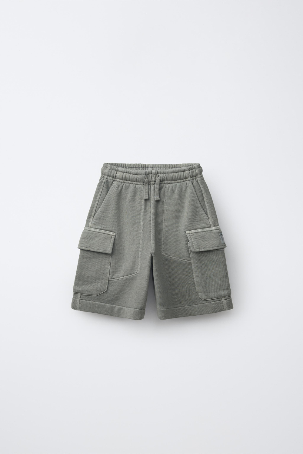 ZARA ФЛИСОВЫЕ ШОРТЫ КАРГО, ЛИНЯЛЫЙ ЗЕЛЕНЫЙ
