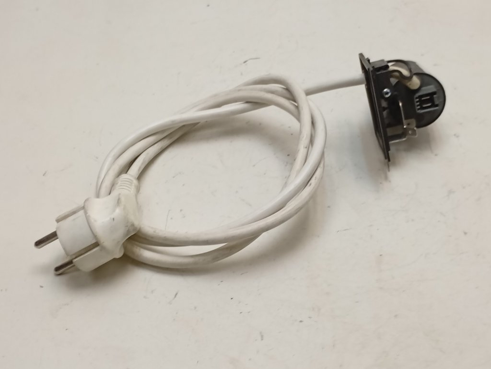 IWUE4105CIS кт64 Сетевой фильтр для стиральной машины Indesit IWUE4105CIS б/у