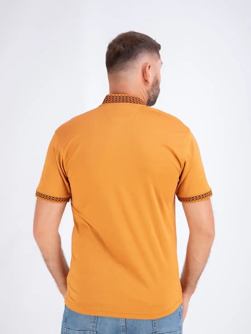 Футболка мужская однотонная базовая