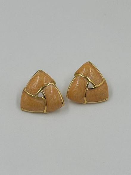 Серьги с бежевой эмалью Monet