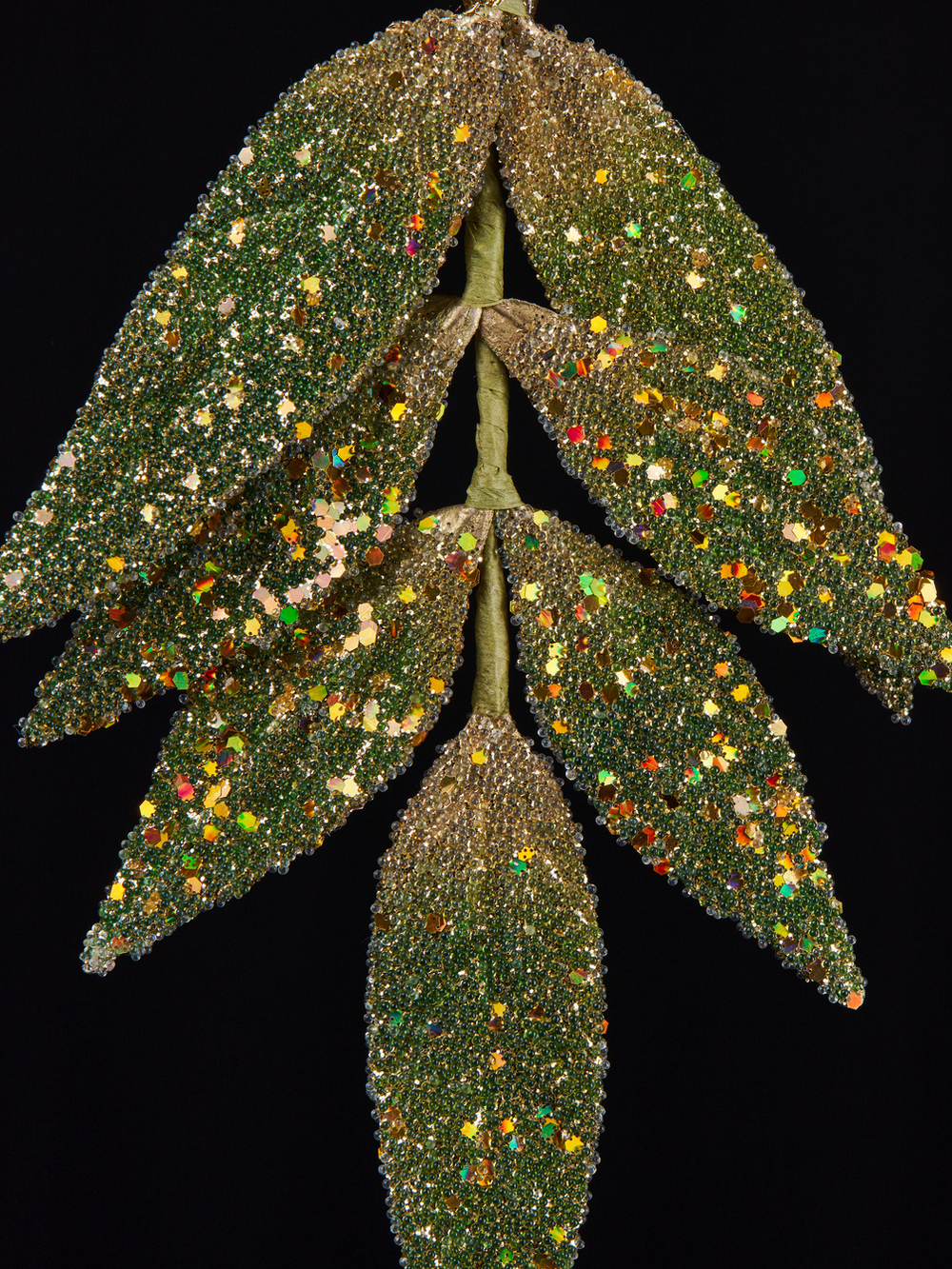 Елочная игрушка Лист папоротника 15х20см ChristmasDeLuxe зеленый с золотом