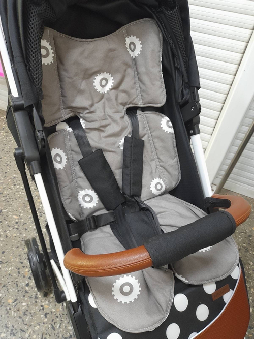 Универсальный матрасик в коляску (автокресло)