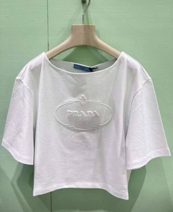 Футболка Prada