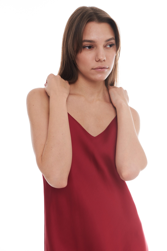 Сорочка из тенселя алая