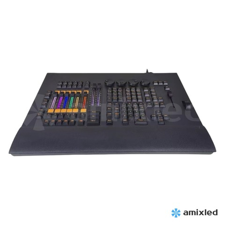 Консоль световая Amixled MA2 RGB Command Wing