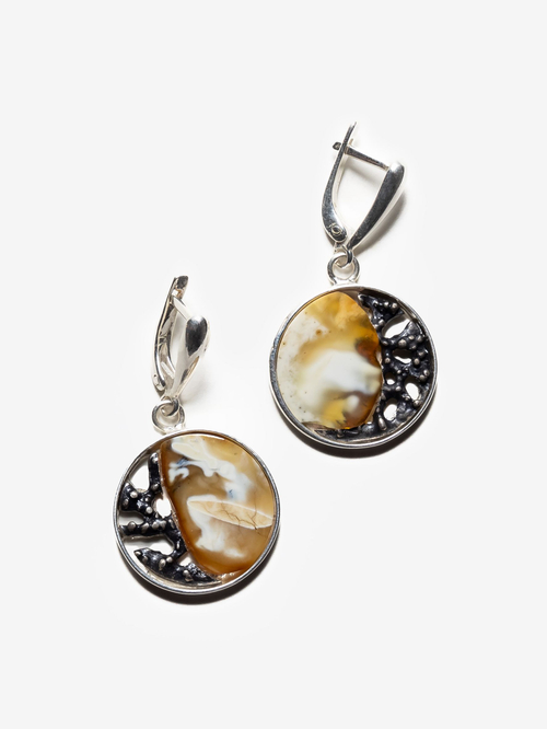 Уникальные серебряные серьги с цельным пейзажным янтарем, серебро 925 пробы