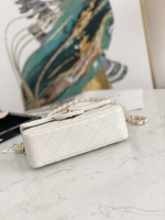 Chanel Flap 20 cm