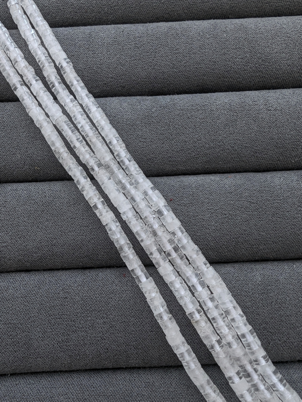 Горный хрусталь шайба 2*4мм