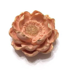 Шоколадный цветок Лотос большой персиковый