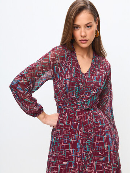 Платье из воздушного шифона