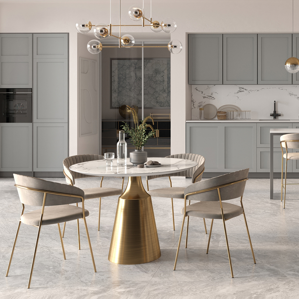 Комплект из 4-х стульев Turin чёрный с золотыми ножками