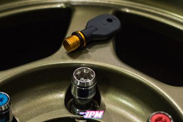 Стальные гайки Volk Racing Style