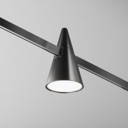 Трековый однофазный светодиодный светильник Maytoni Flarity   TR146-1-5W4K-B