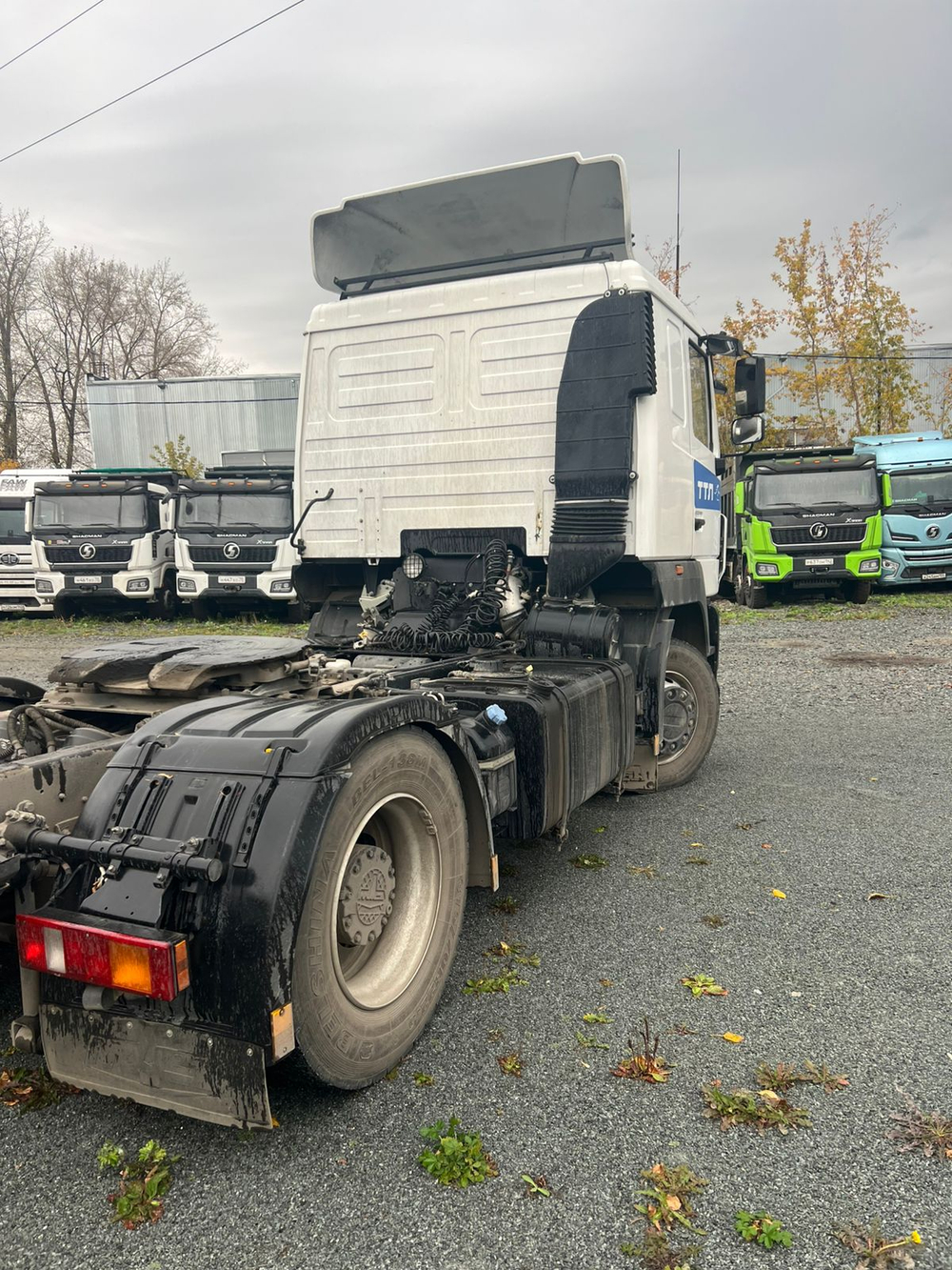 МАЗ 5440 4x2 Седельный тягач 5440С5-8580-031 (Дизельный, 6,7 л, 328 л.с., МТ)