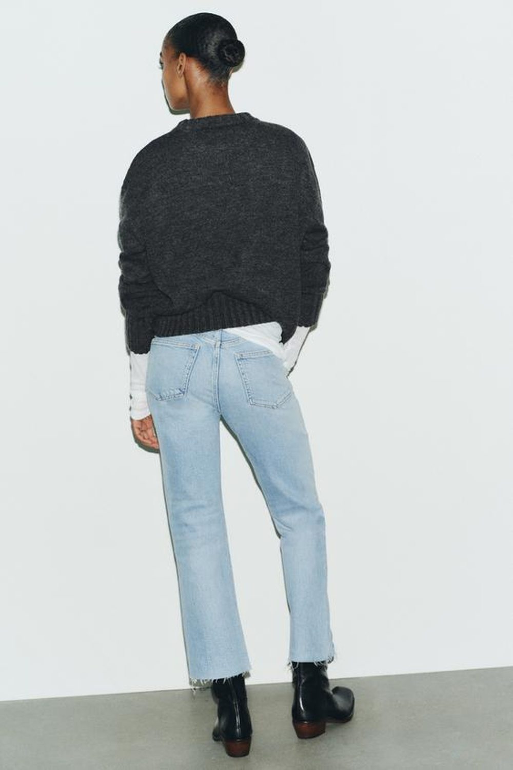 ZARA УКОРОЧЕННЫЕ РАСКЛЕШЕННЫЕ ДЖИНСЫ TRF С ВЫСОКОЙ ПОСАДКОЙ, ГОЛУБОЙ