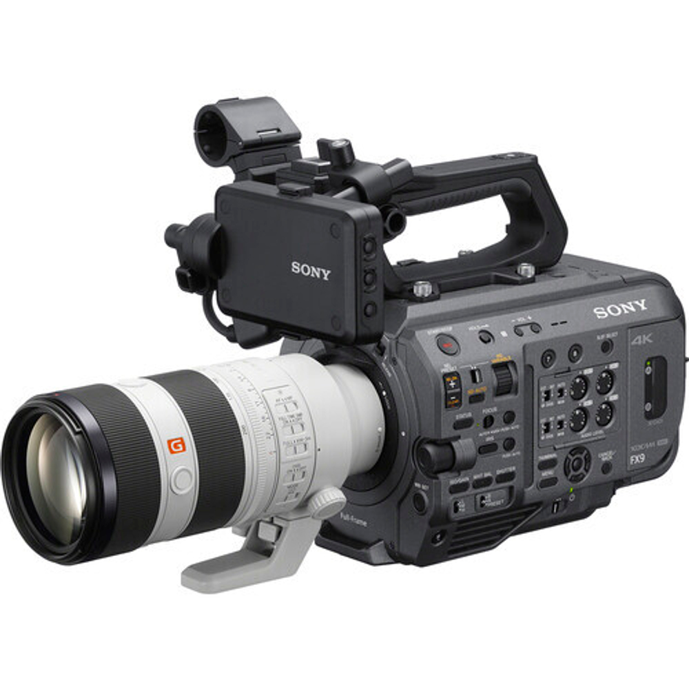 Объектив Sony FE 70-200mm f/2.8 GM OSS II (SEL-70200GM2), белый