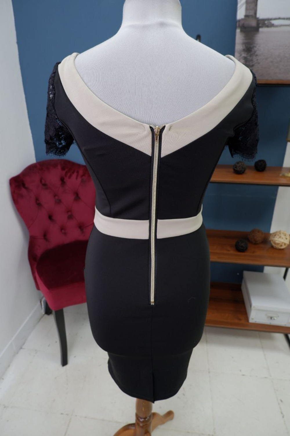 Платье Emamoda комбинированное 44 размер