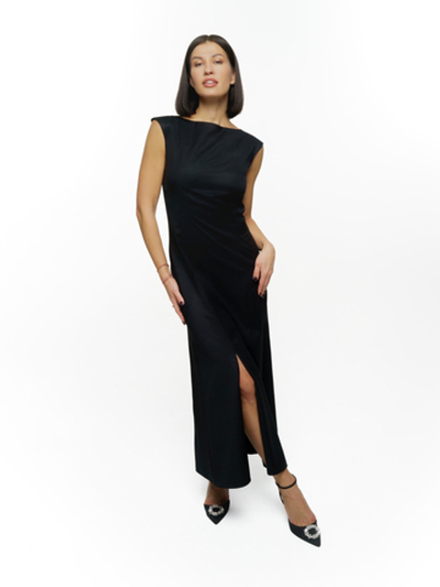 Платье из шерсти без рукавов