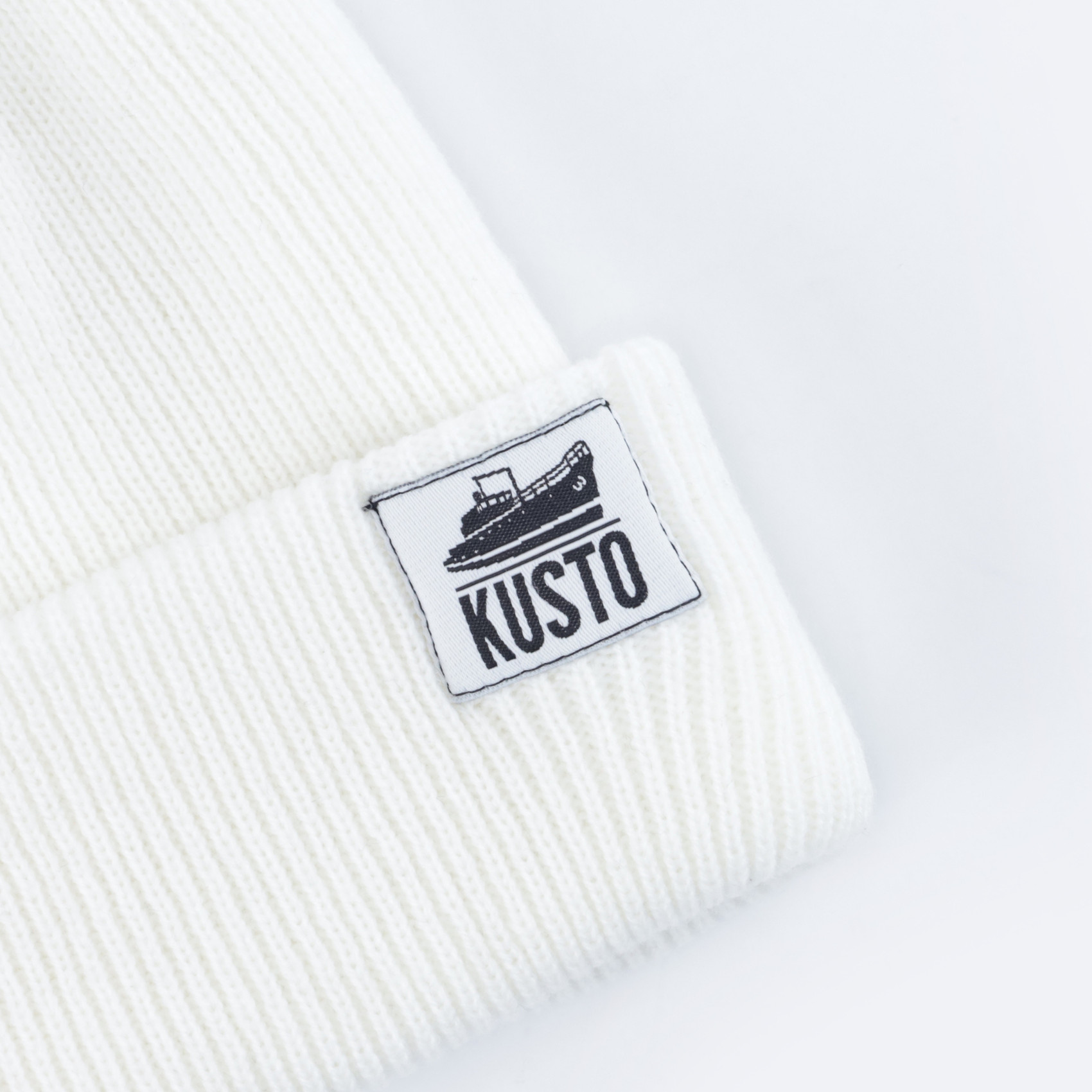 Шапка Kusto One (snow) артикул: - купить в магазине Дайс