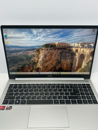 Ноутбук Tecno T15DA (4894947004933) 15.6"/AMD Ryzen 5 5560U/RAM 16GB/SSD 512GB/AMD Radeon Graphics/1920*1080/IPS/Windows 11/Подсветка кл-ры: LED/Серебристый. Состояние: Уценка/небольшой след. на матрице от клавиатуры