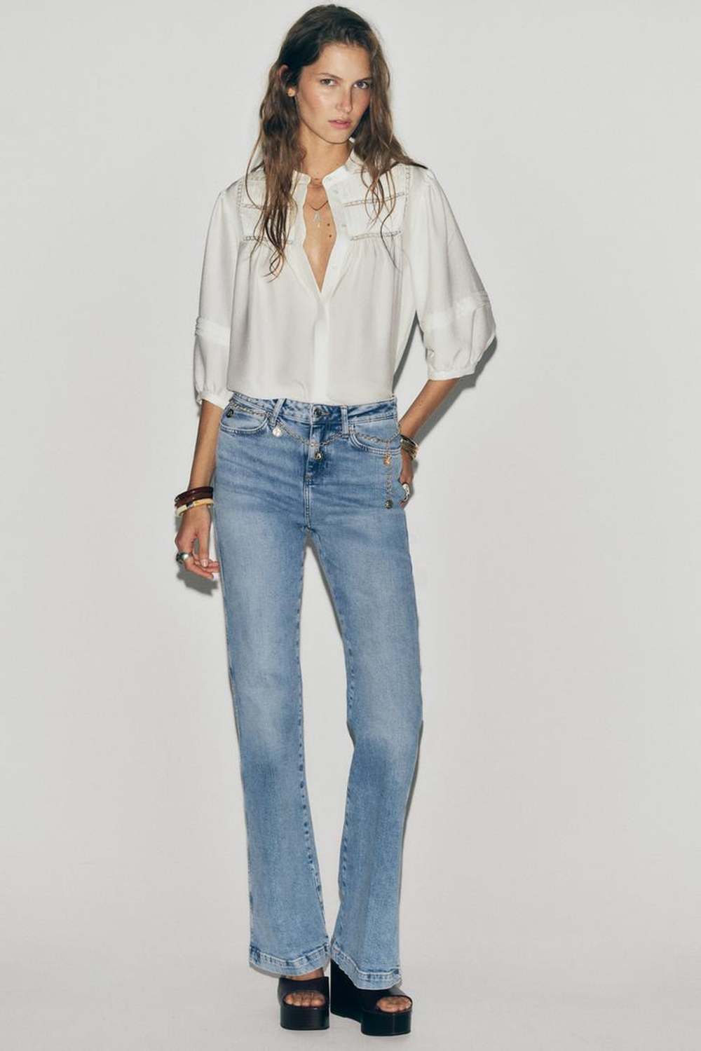 ZARA БЛУЗА ИЗ КРЕПА С ЗАЩИПАМИ, ЭКРЮ