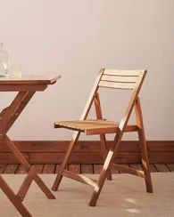 Складной садовый стул Sadirar из массива акации