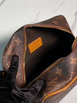 Косметичка Louis Vuitton