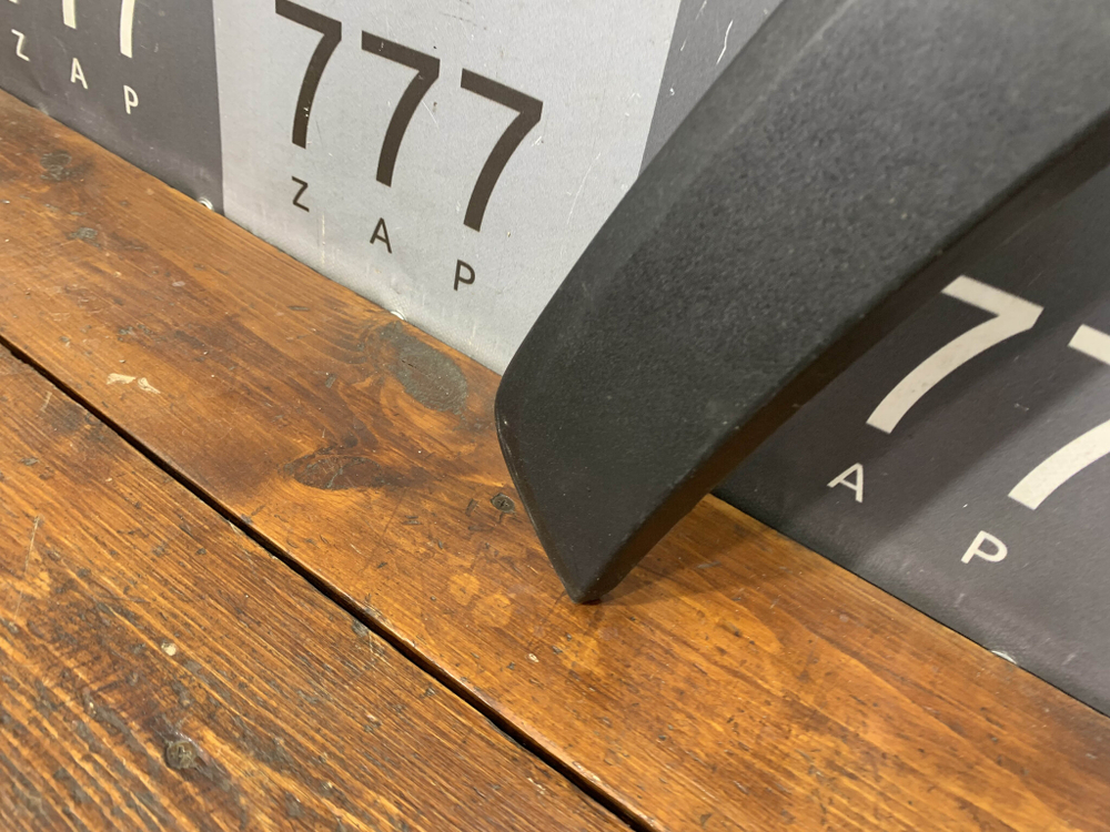 Накладка крыла переднего правого RAV4 V (XA50) 18-нв Б/У Оригинал 7560142160